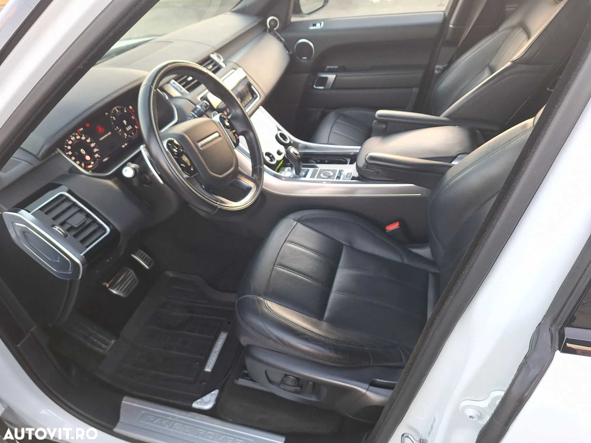 Land Rover Range Rover Sport - 10
