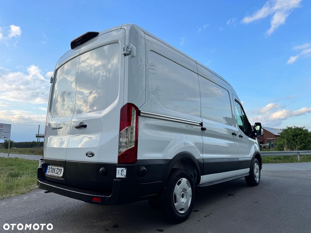 Ford Transit - 26