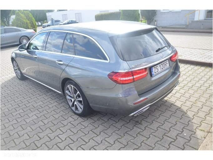 Mercedes-Benz Klasa E - 5