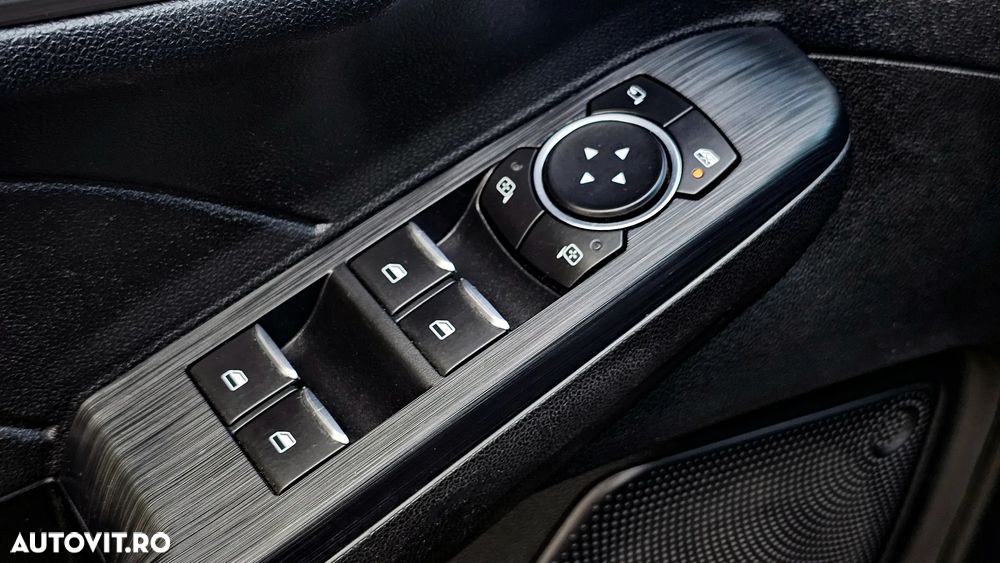 Ford Kuga 2.5 Duratec PHEV Titanium - 17