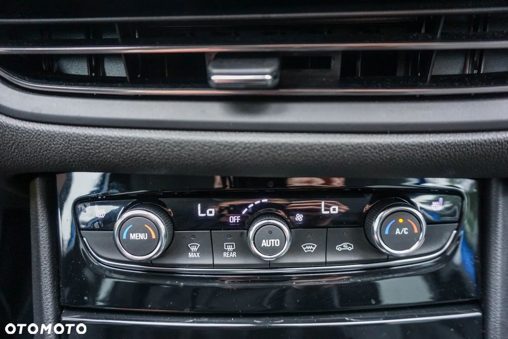 Opel Grandland 1.2 T GS S&S - 19
