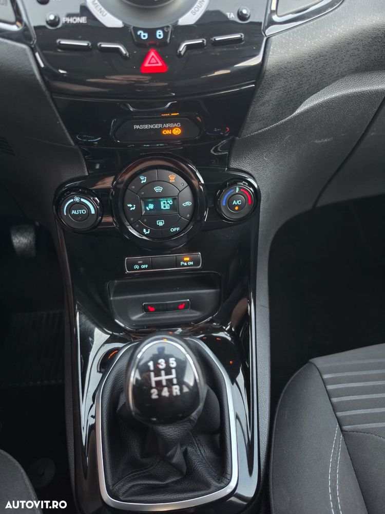Ford Fiesta 1.0 Start Stop Titanium - 24