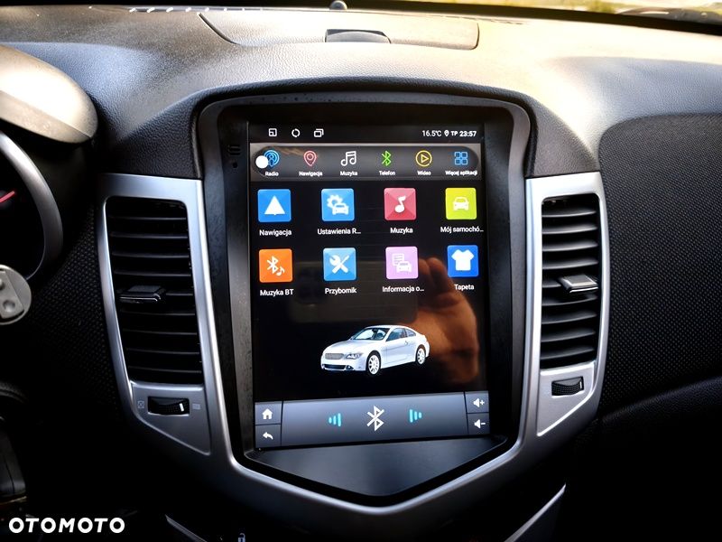 Chevrolet Cruze - 40
