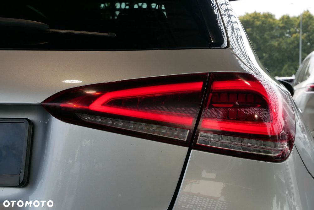 Mercedes-Benz Klasa A 250 4-Matic AMG Line 7G-DCT - 35