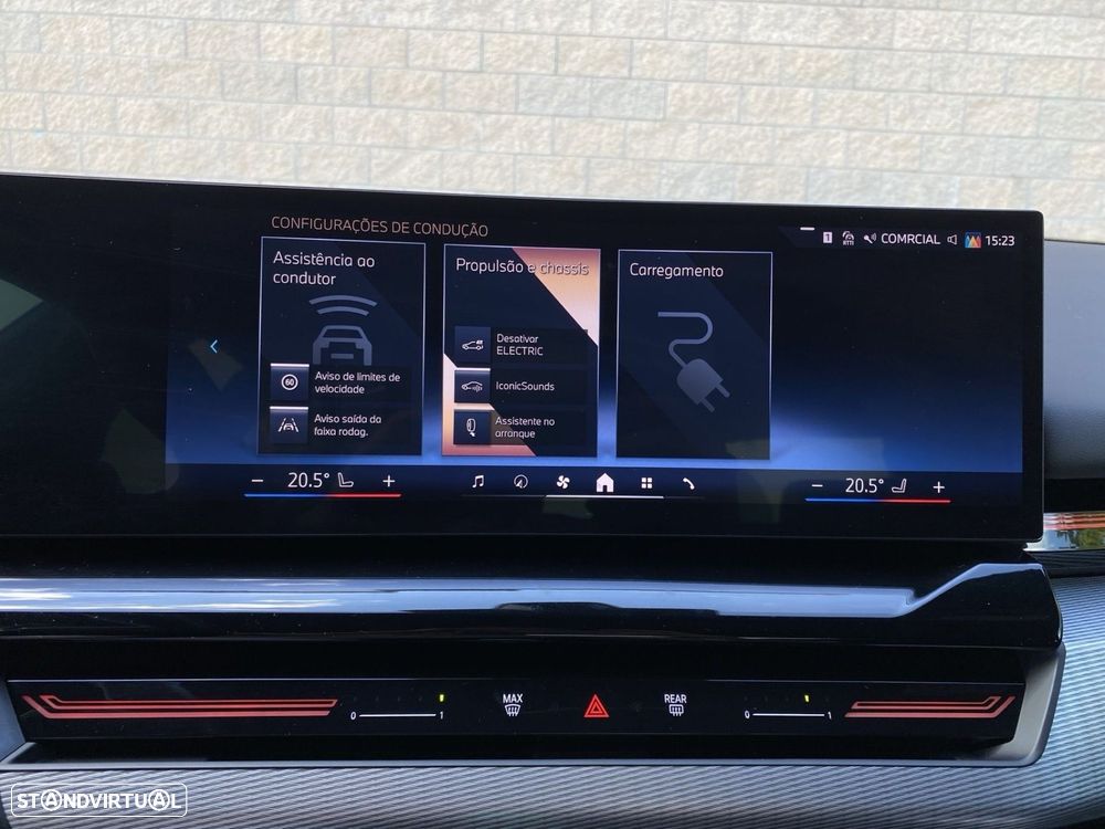 BMW 530 e Pack Desportivo M - 13