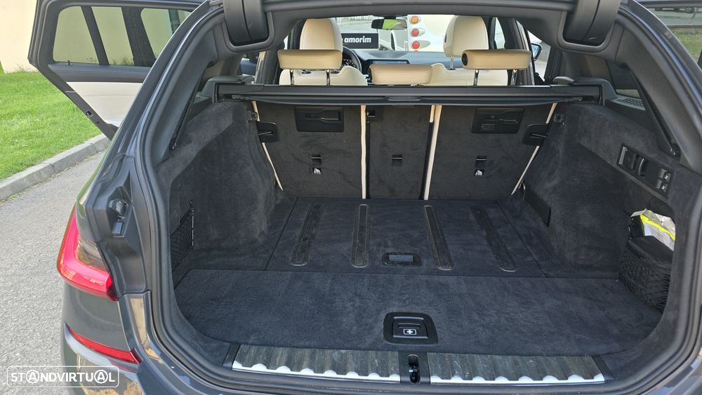 BMW M340 i xDrive Pack 50 anos M Auto - 26
