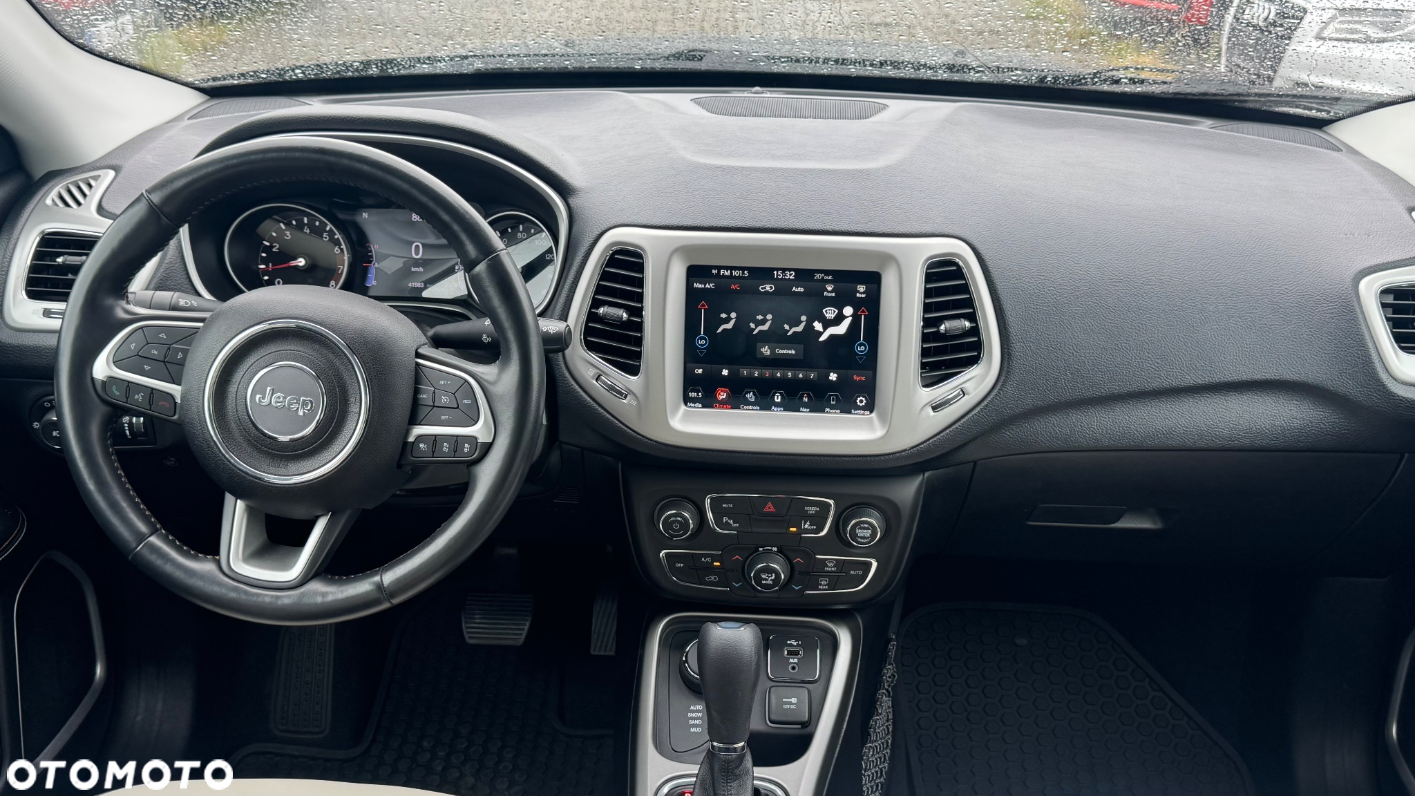 Jeep Compass - 13