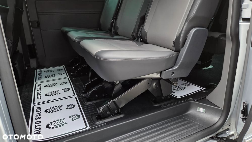 Volkswagen Caravelle 2.0 TDI L2 Highline 4Motion DSG - 14