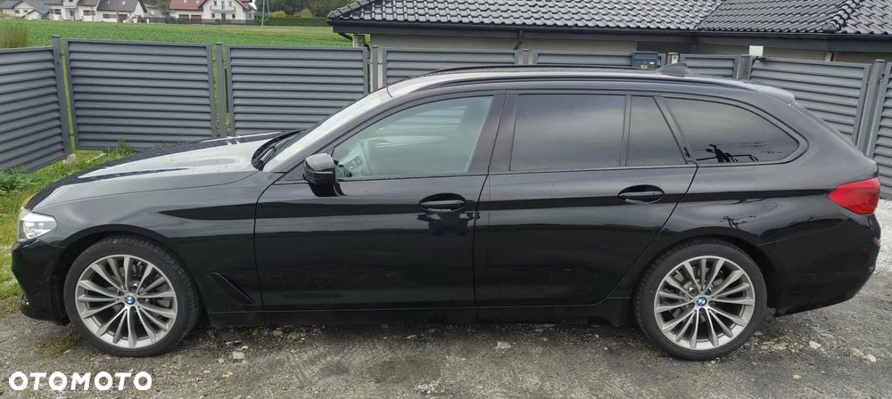BMW Seria 5 520d Touring - 8