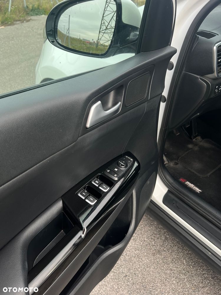 Kia Sportage - 17