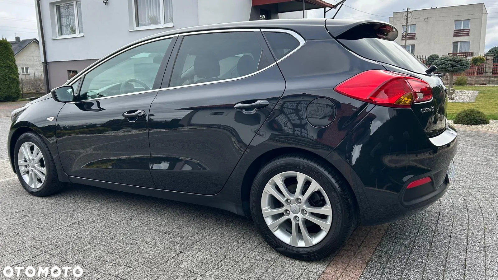 Kia Ceed 1.4 CVVT Dream Team Edition - 6