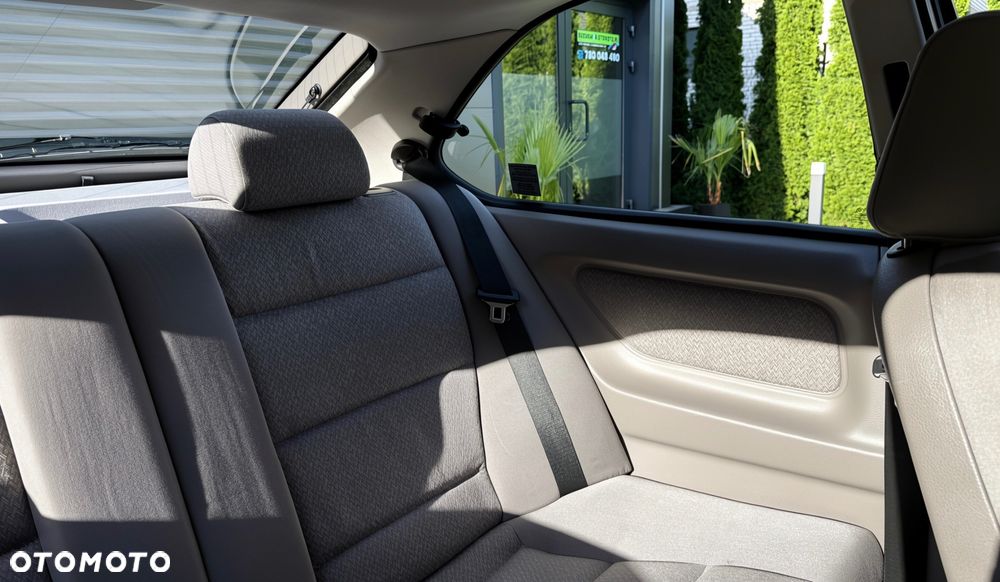 BMW Seria 3 - 15
