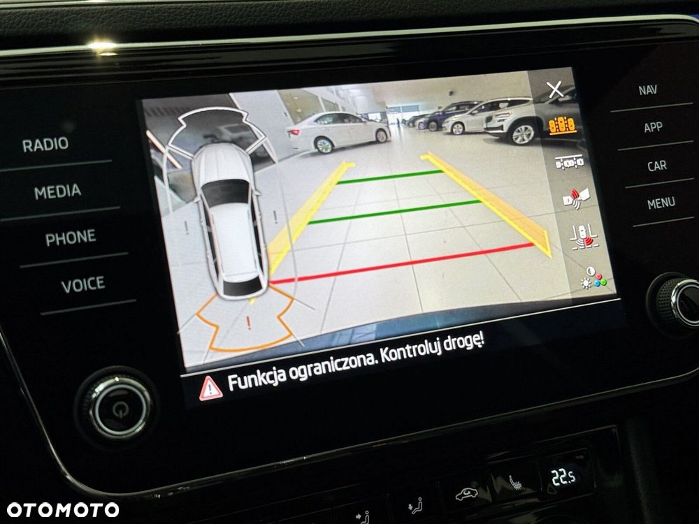 Skoda Superb 2.0 TDI SCR 4x4 Scout DSG - 37