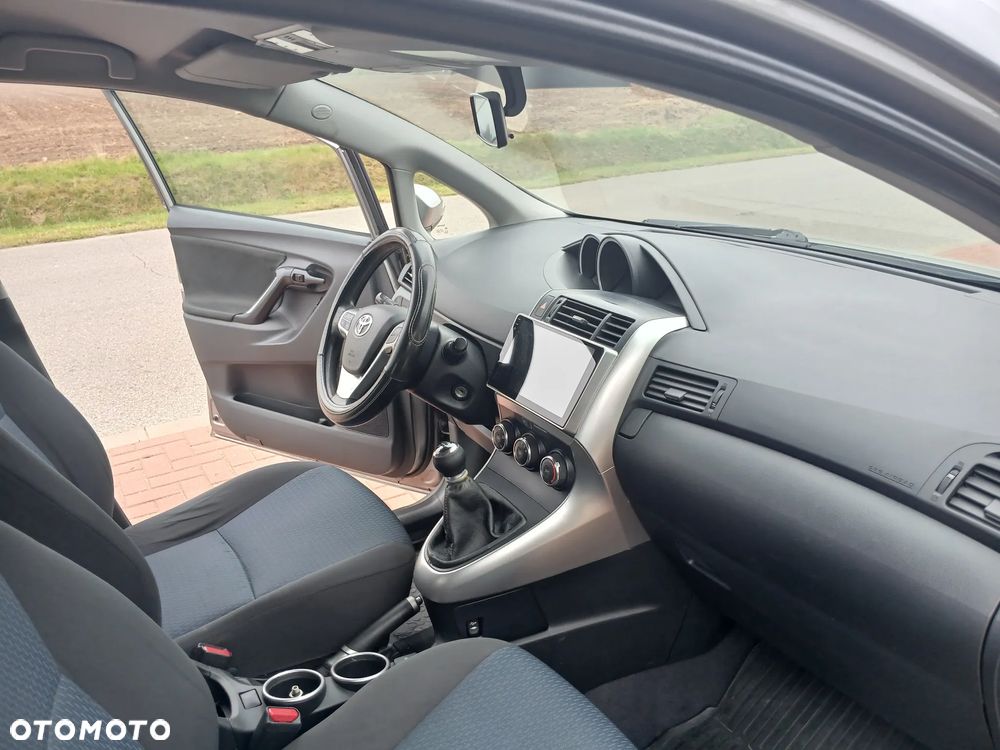Toyota Verso - 9