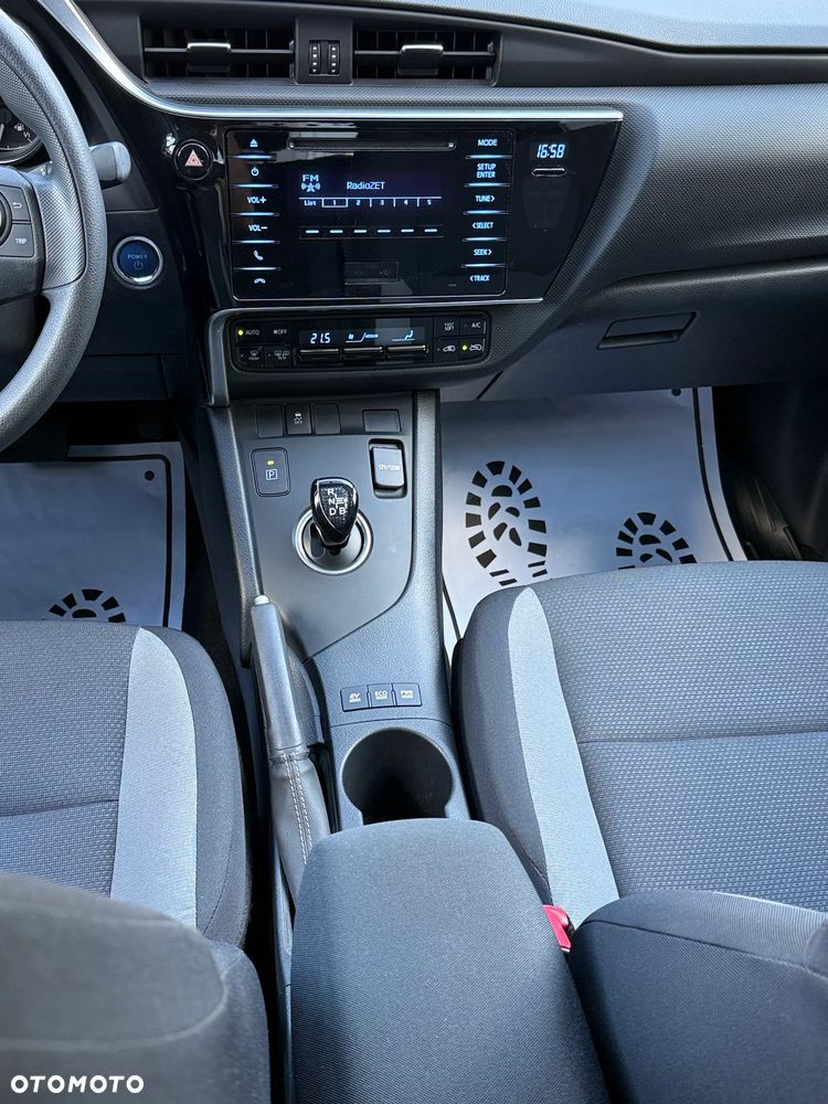 Toyota Auris - 6