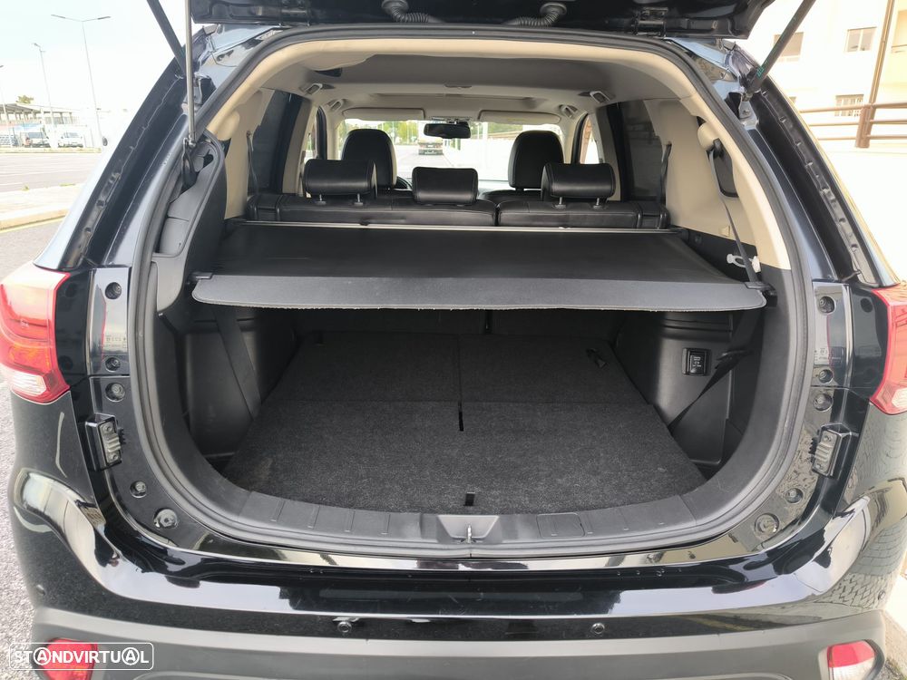 Mitsubishi Outlander 2.2 DI-D Instyle Navi - 18