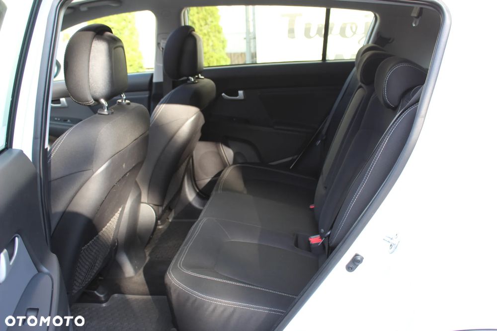 Kia Sportage 2.0 CRDI XL AWD - 11