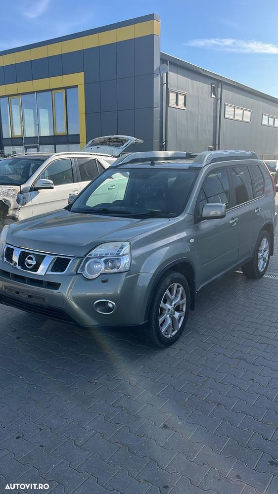 Dezmembram Nissan X Trail 2.0 diesel 4x4 din 2010 - 2
