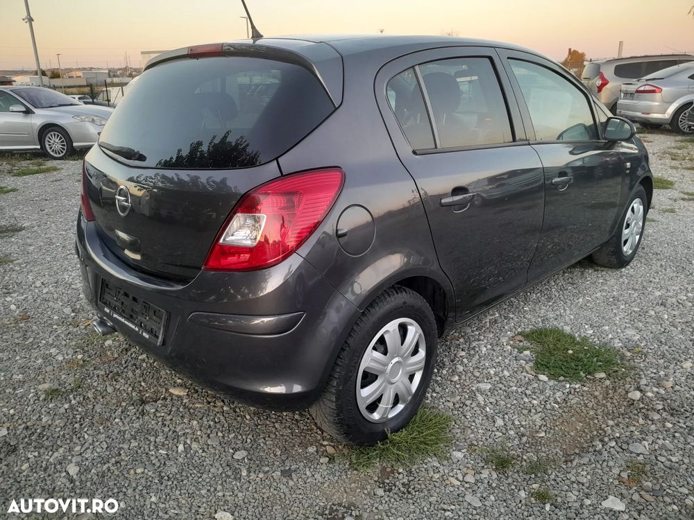 Opel Corsa - 2