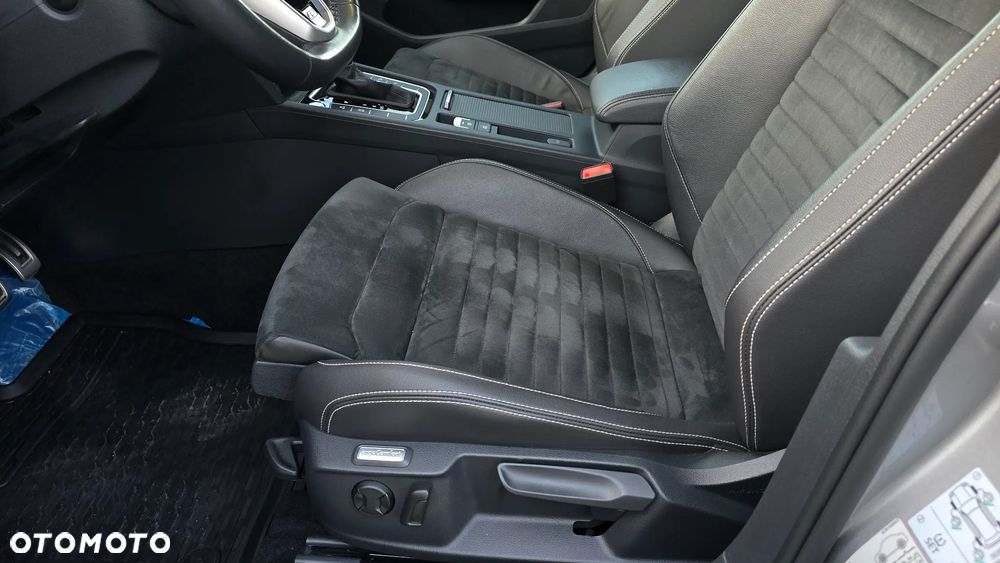 Volkswagen Passat 1.5 TSI EVO Elegance DSG - 16