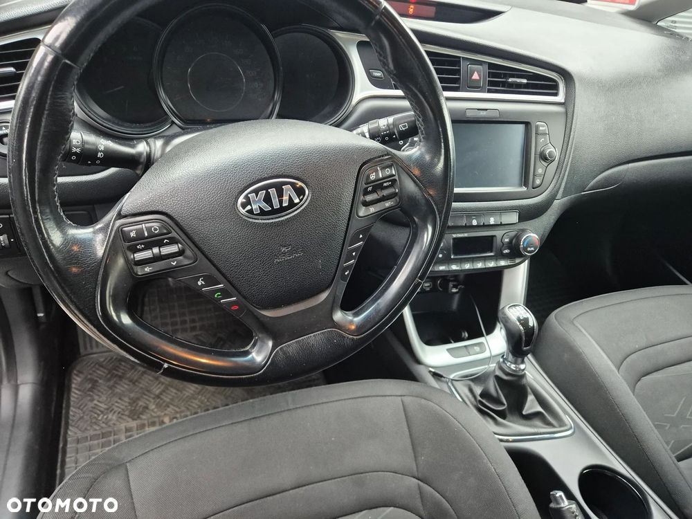 Kia Ceed 1.6 CRDi Smart - 13