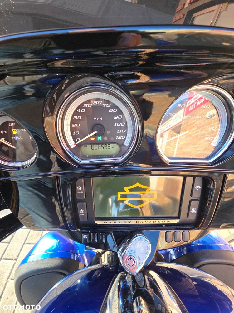 Harley-Davidson Touring Ultra Limited - 13