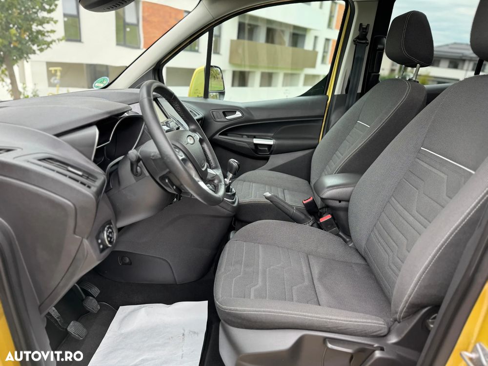 Ford Tourneo Connect Grand 1.5 TDCi Start/Stop Titanium - 13