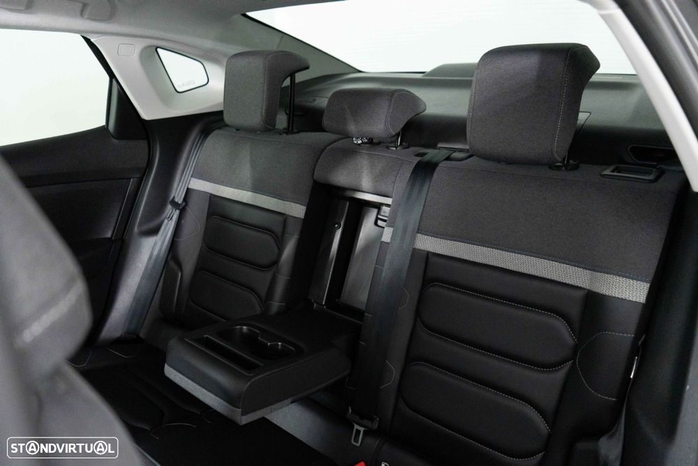 Citroën C4 X 1.2 PureTech Shine EAT8 - 9