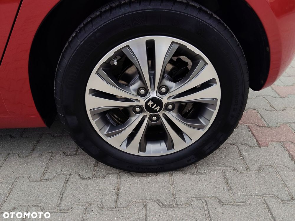 Kia Venga 1.6 CVVT Platinum Edition - 12