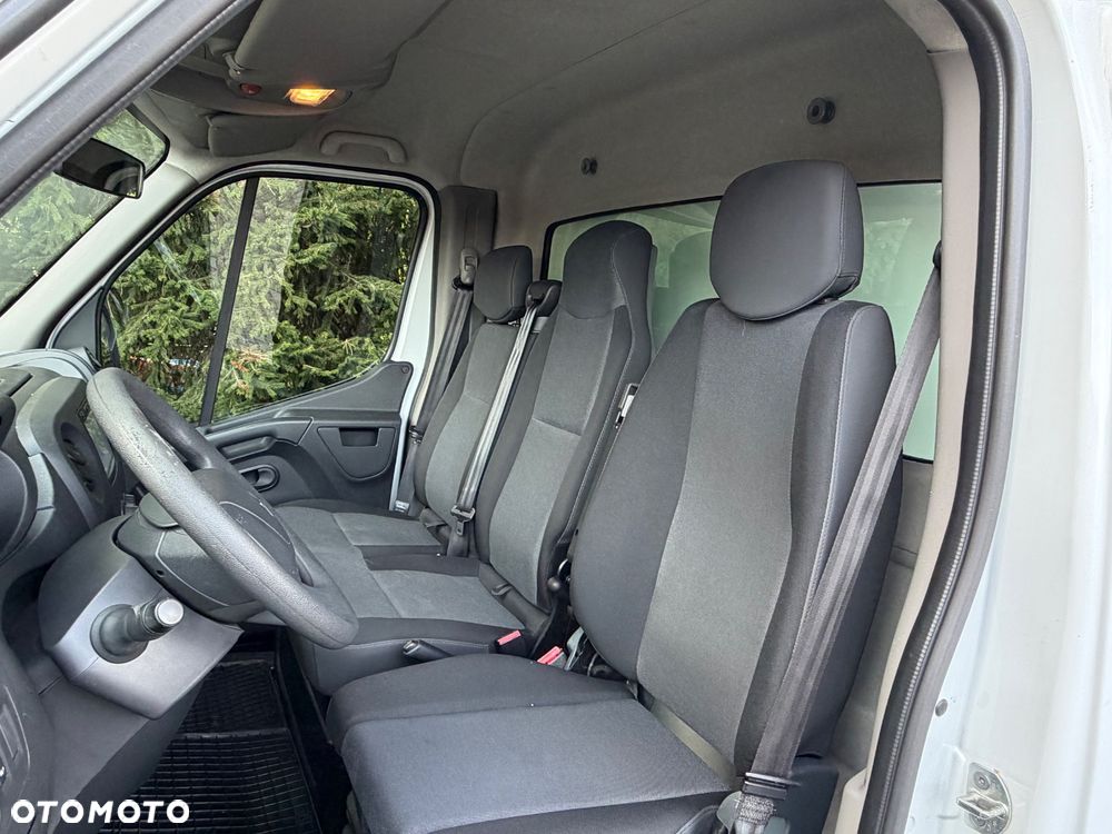 Renault Master III - 8