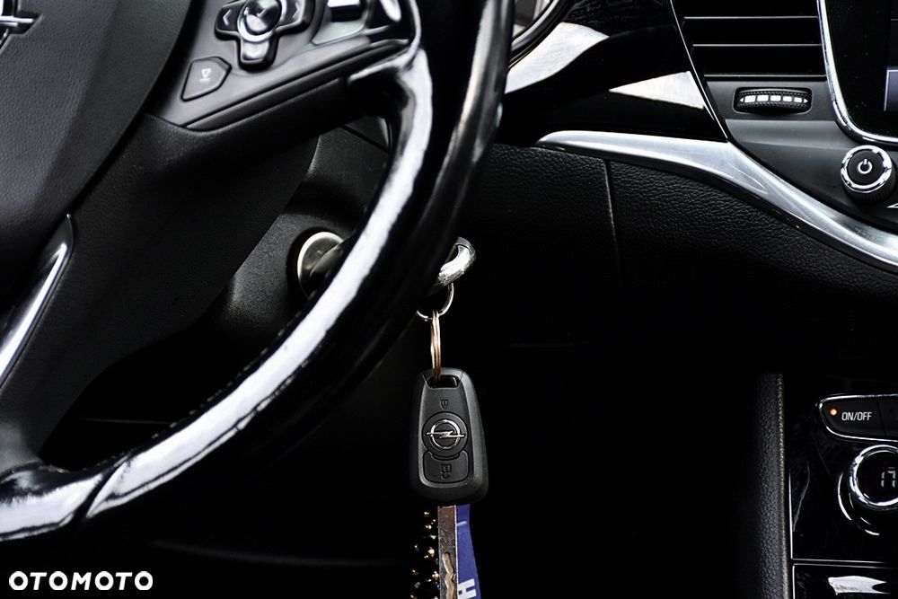 Opel Astra 1.6 CDTI DPF ecoFLEX TourerStart/Stop Exklusiv - 20