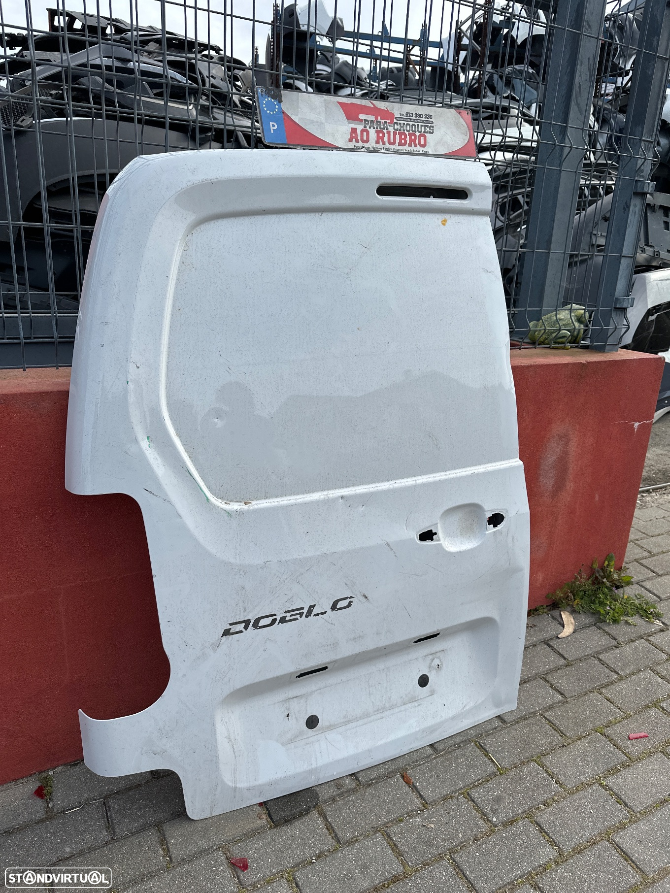 Porta traseira esq fiat Doblo - 2