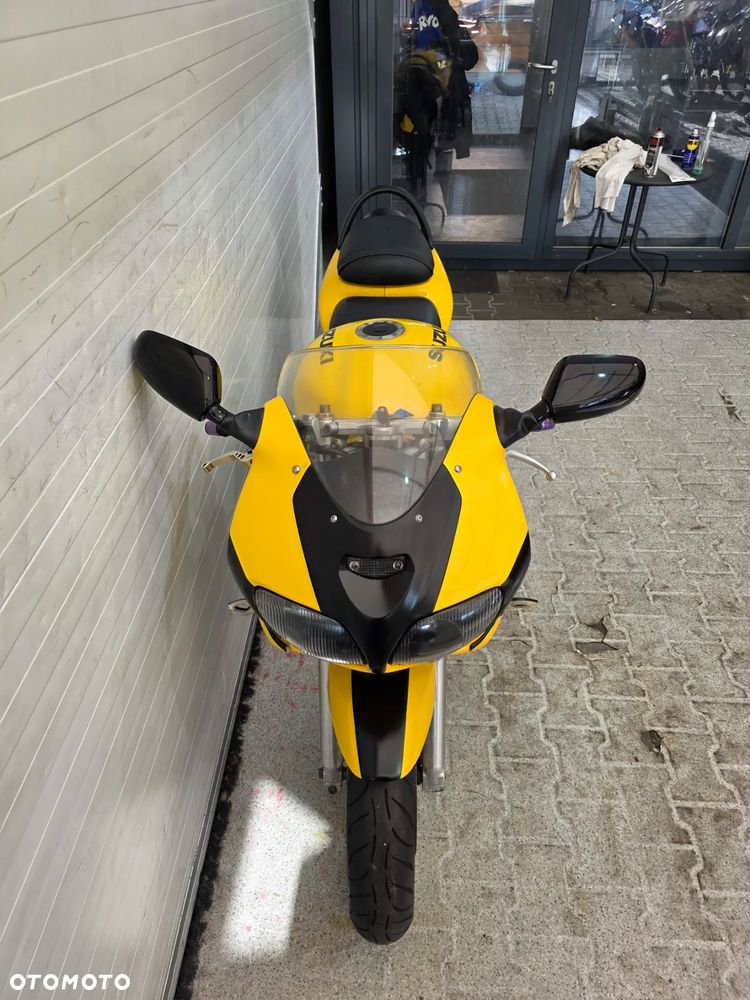 Suzuki SV - 22