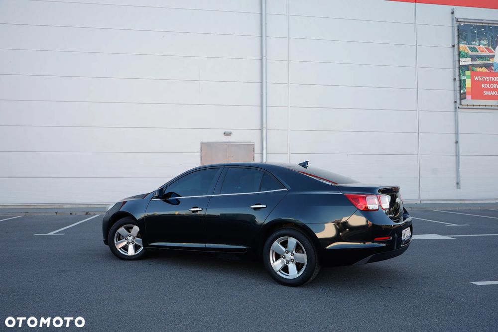 Chevrolet Malibu - 4