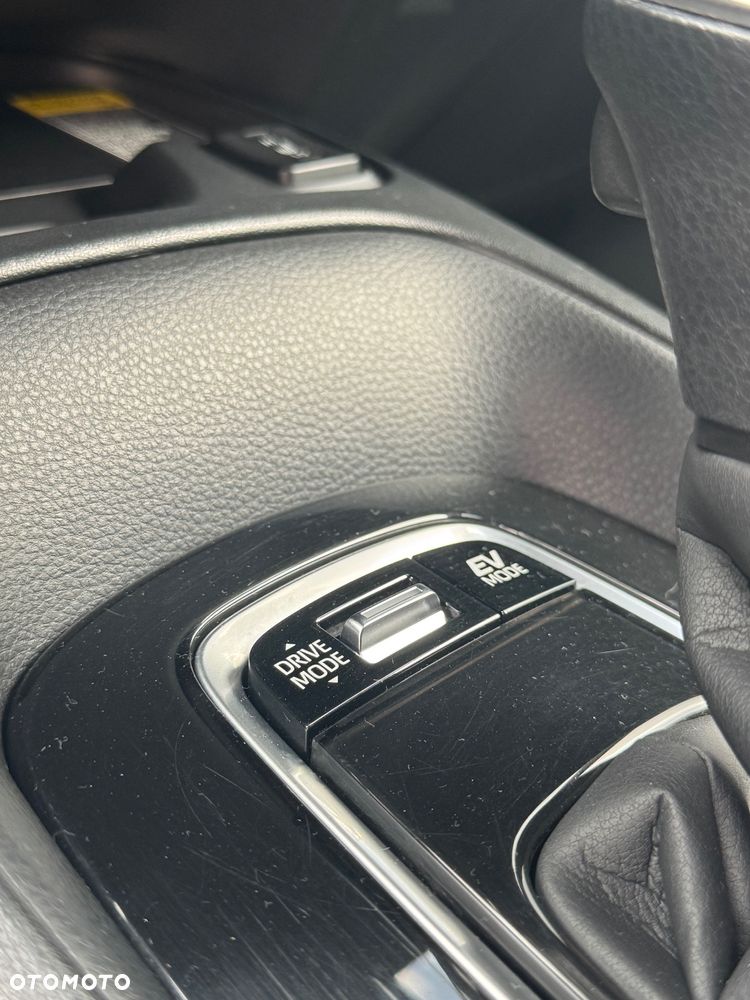 Toyota Corolla 2.0 Hybrid Executive - 21