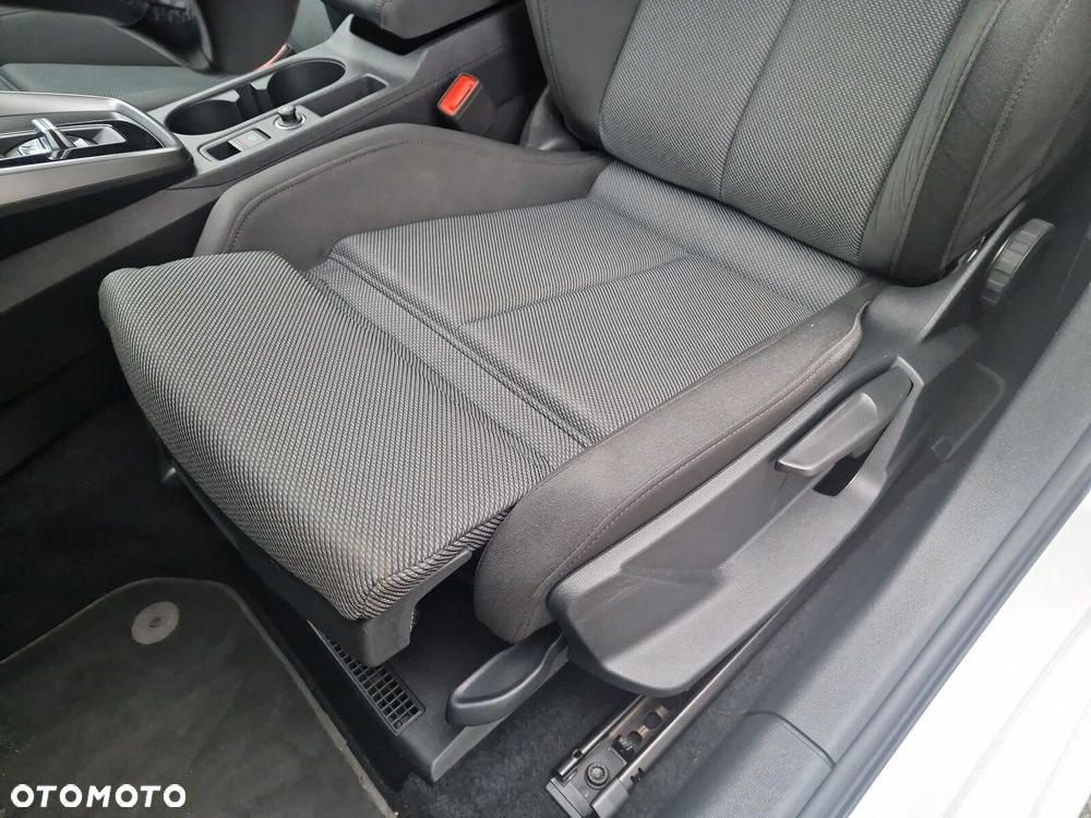 Audi A3 Sportback 35 TFSI S tronic - 14