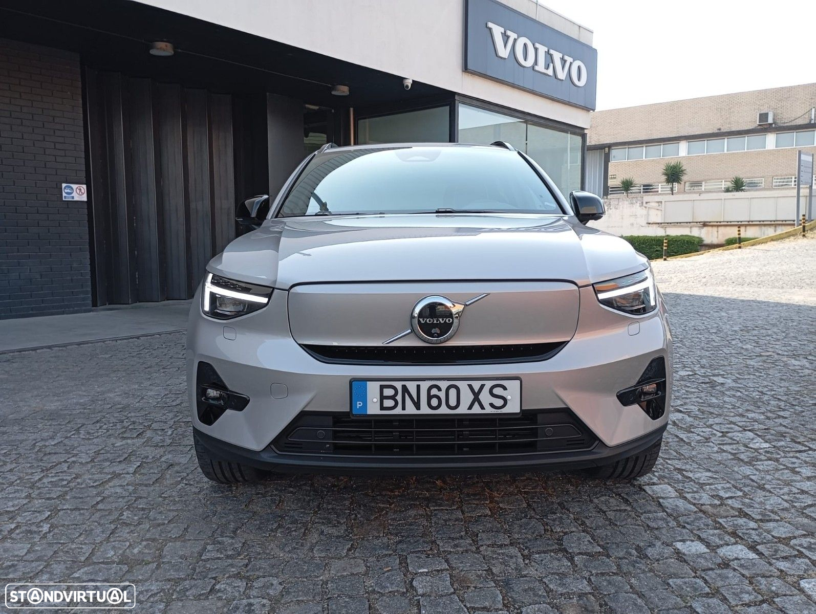 Volvo EX40 82 kWh Single Motor Extended Range Plus - 18
