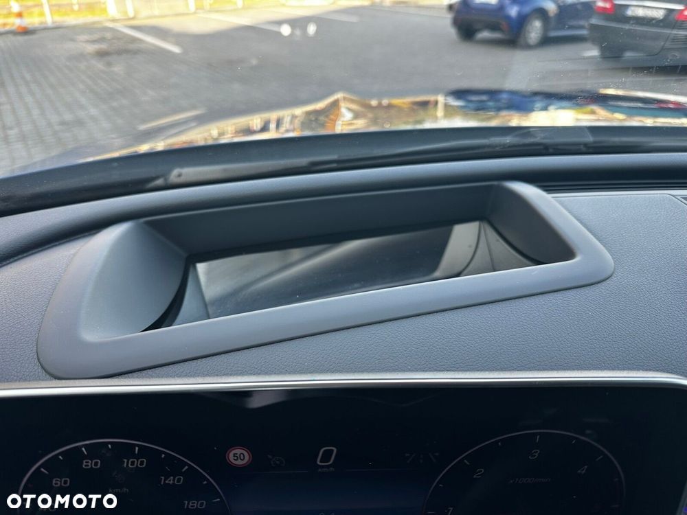 Mercedes-Benz Klasa C - 24