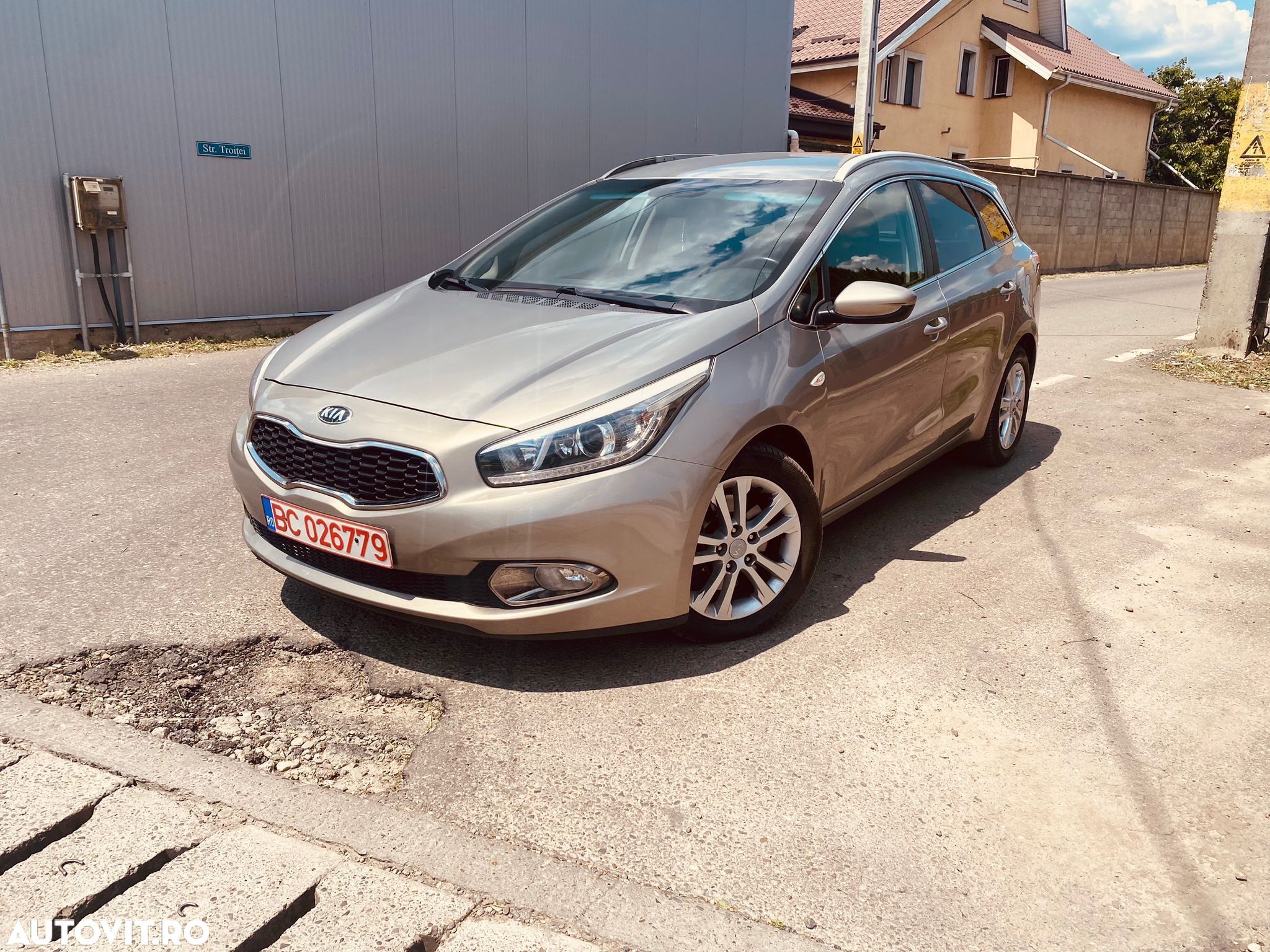Kia Ceed SW 1.6 CRDi Edition 7 - 1
