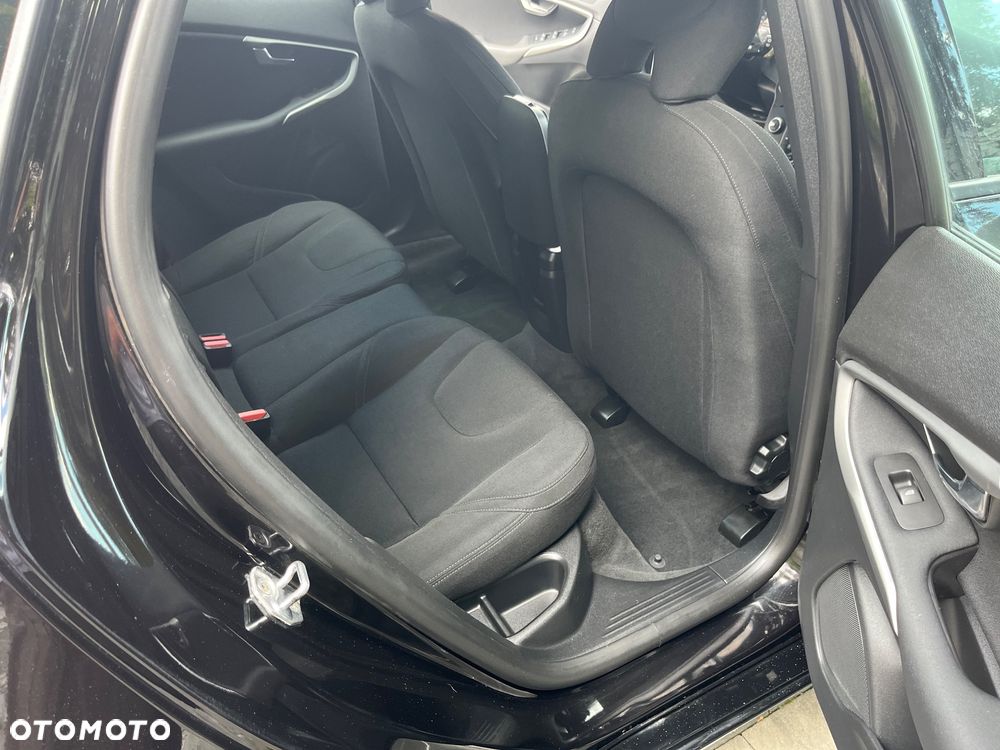 Volvo V40 T2 Drive-E Base - 34