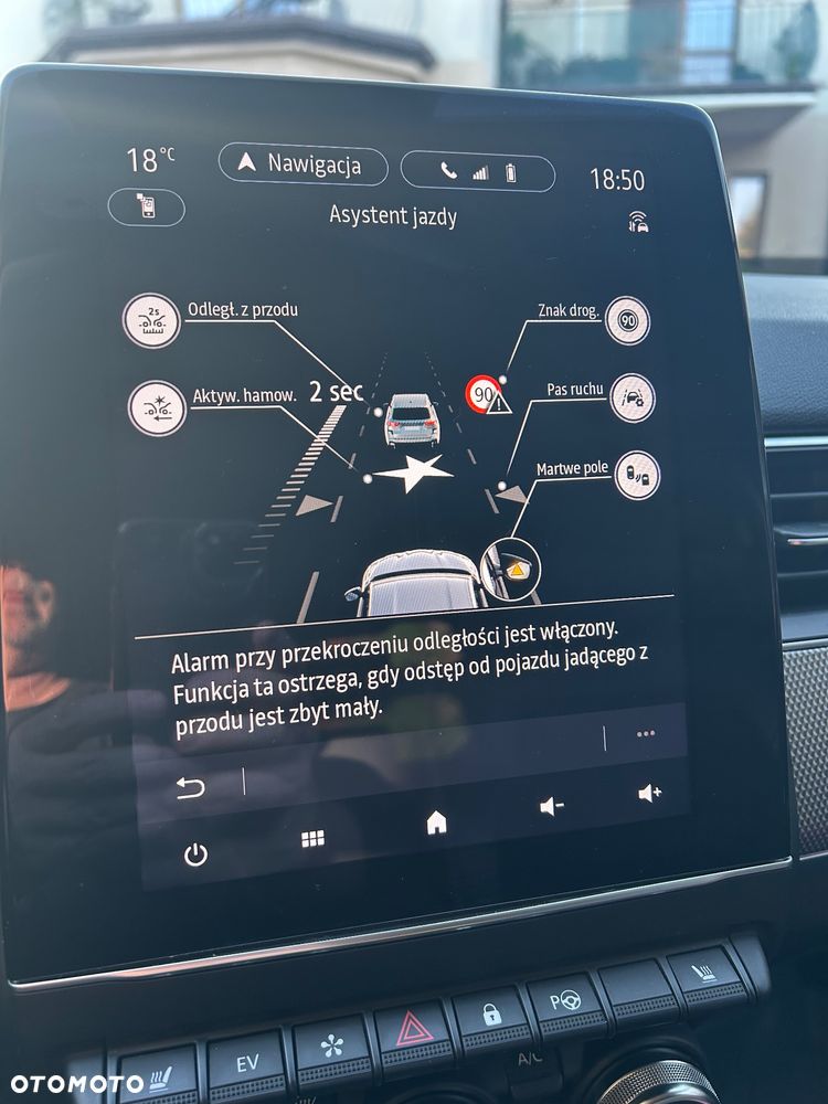 Renault Arkana 1.6 E-TECH Intens MMT - 32