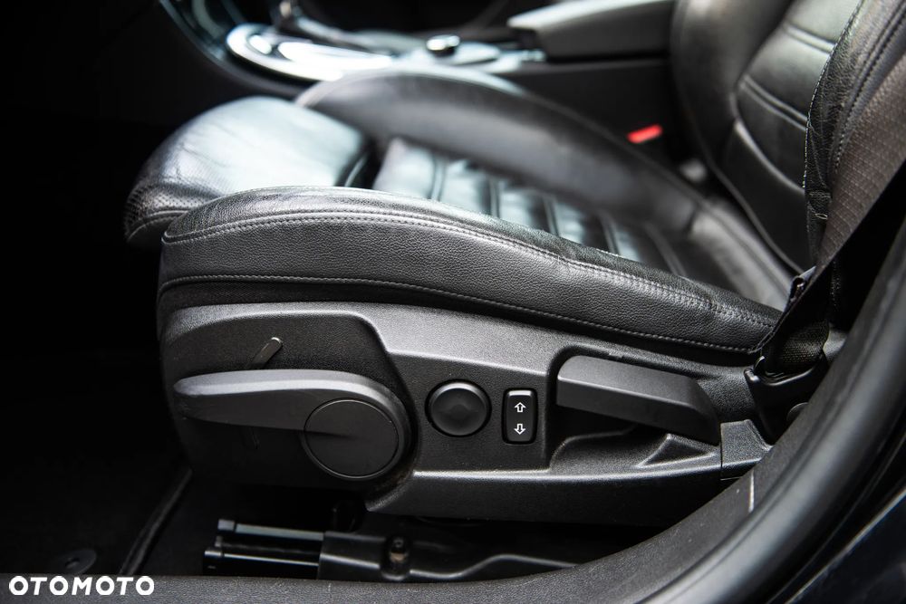 Opel Insignia 2.0 CDTI Sports Tourer Automatik Edition - 19