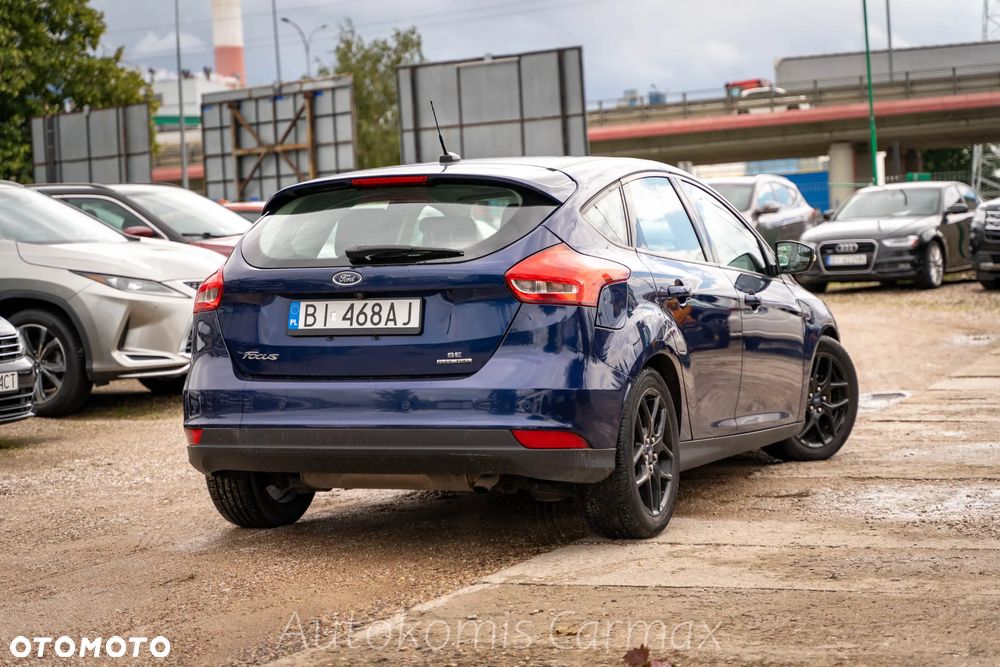 Ford Focus - 8