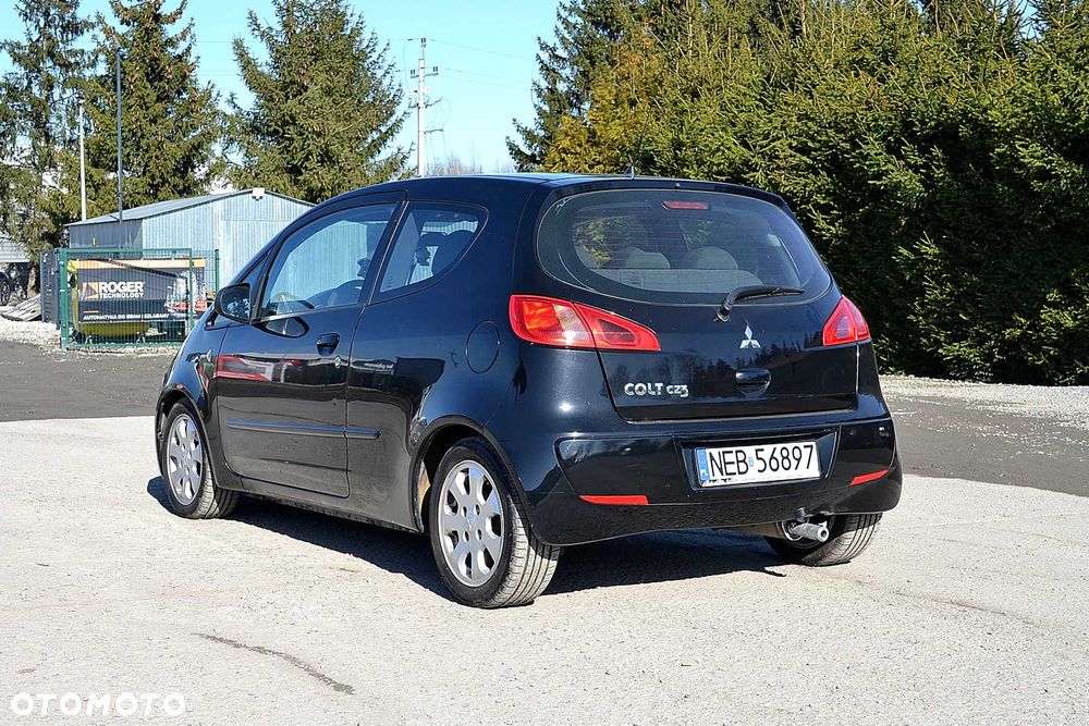 Mitsubishi Colt - 5
