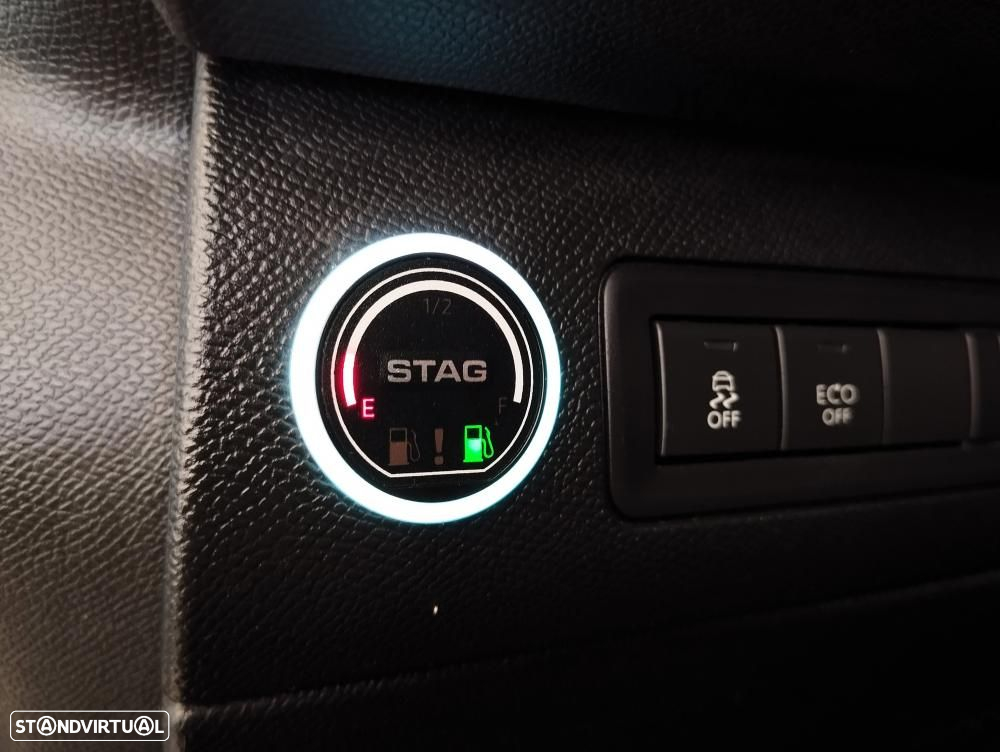 Peugeot 308 1.2 PureTech Allure - 26