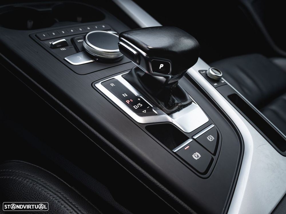 Audi A4 2.0 TDI S-line S tronic - 20