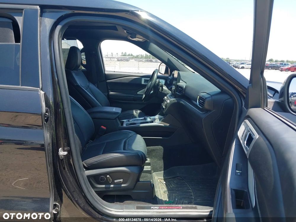 Ford Explorer - 5