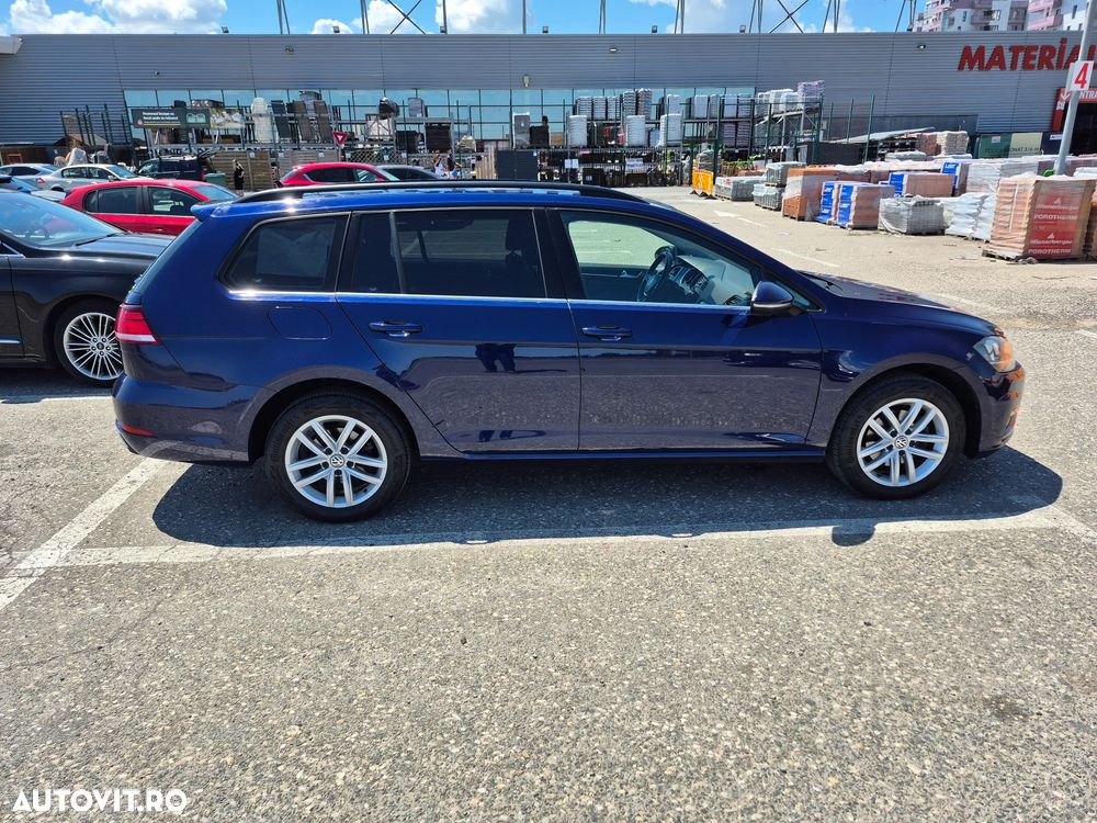 Volkswagen Golf - 4