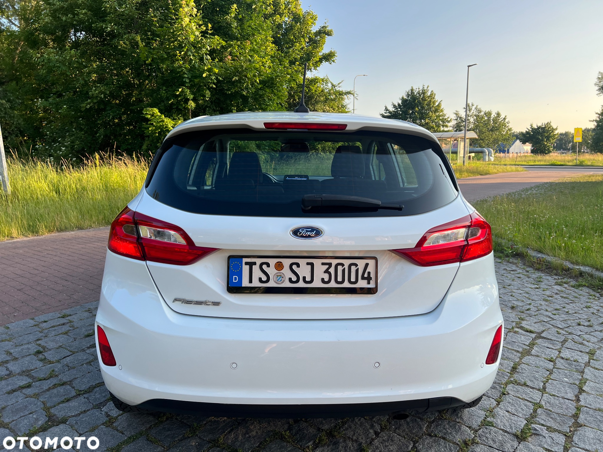Ford Fiesta 1.0 EcoBoost S&S COOL&CONNECT - 6