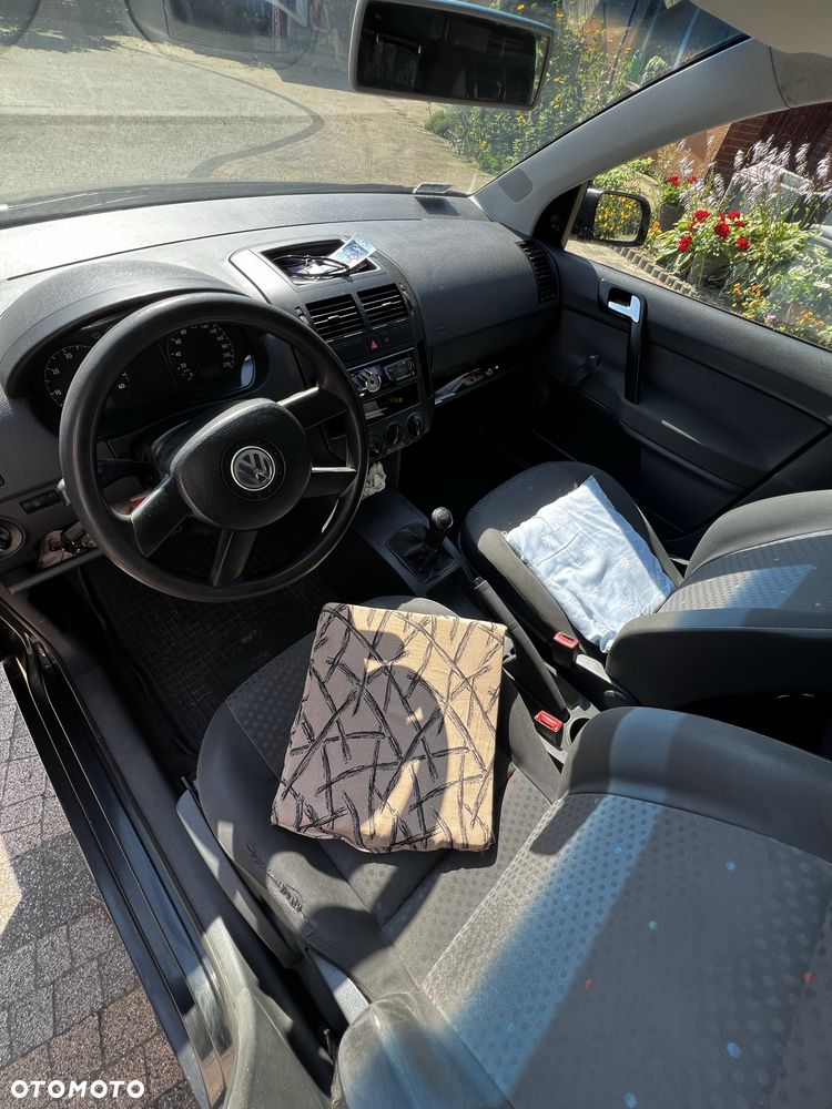 Volkswagen Polo - 4